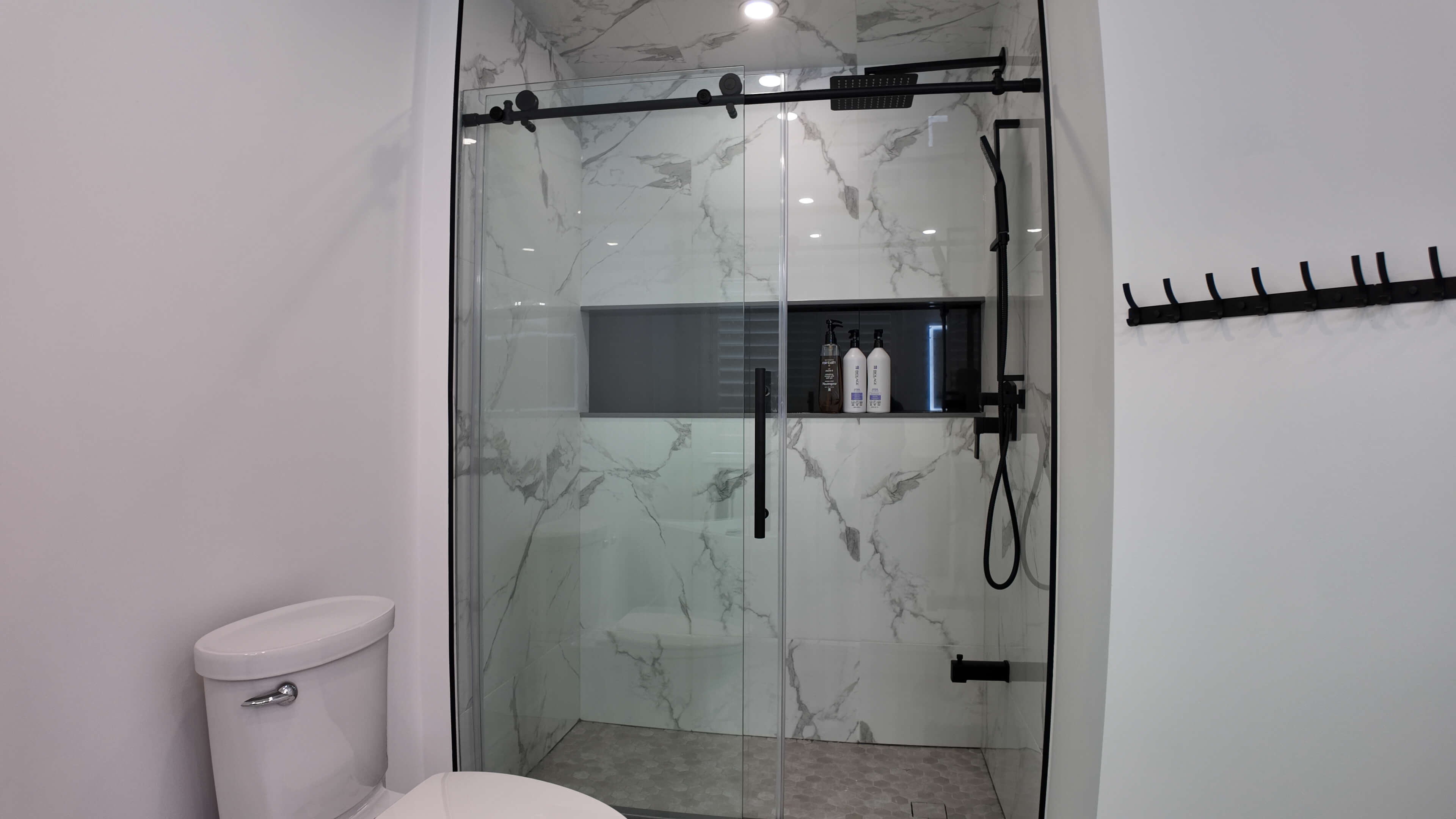 Shilpy — Bathroom detail